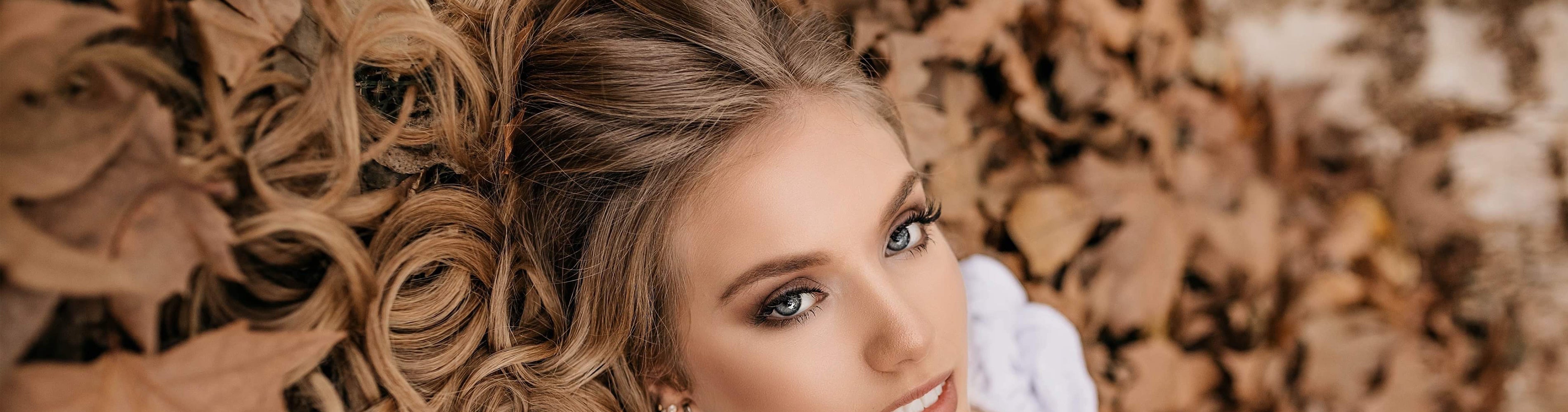 How to Smooth Frizzy Hair - Price Attack