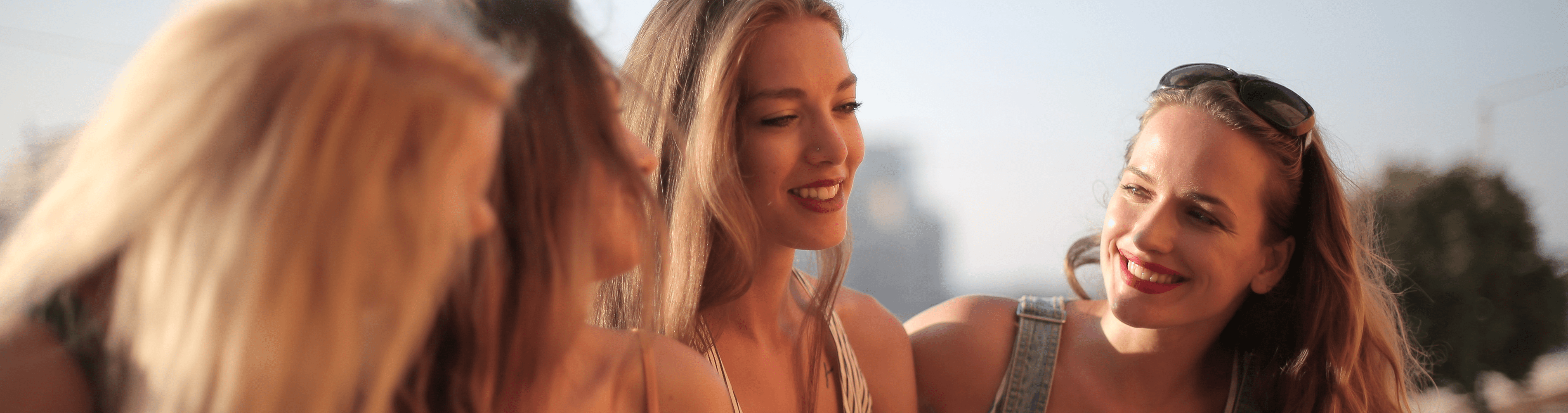 Easy Summer Hairstyles - Price Attack