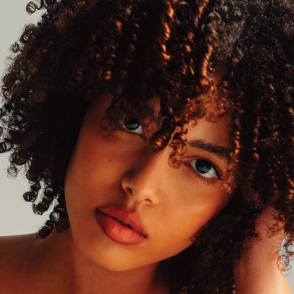 AG Care Liquid Effects Medium Hold Weightless Styling Gel 237ml